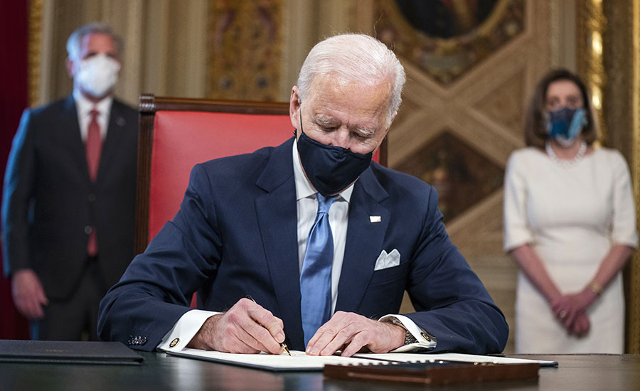 Biden signs cabinet nominations at US Capitol
