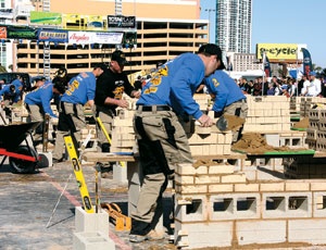 Fast-handed masons competed for more than $100,000 in cash and prizes in front of 4,000 spectators on Feb. 3 at the World of Concrete. 