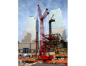 Big Steel Placed at New One World Trade Center in Manhattan
