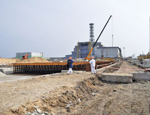 Work on Enclosure for Chernobyl Begins