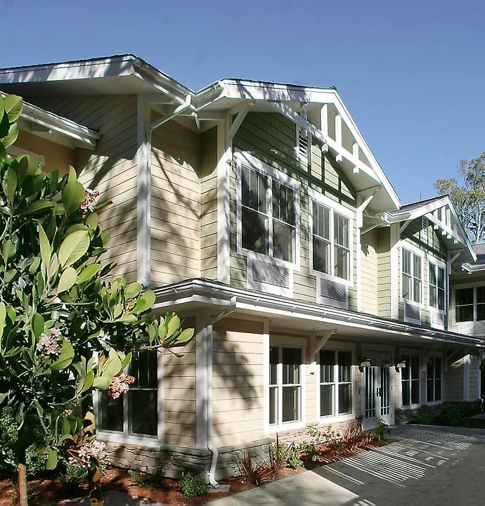 Memory Garden Court