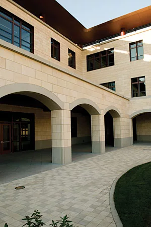 Stanford's new Y2E2 Building