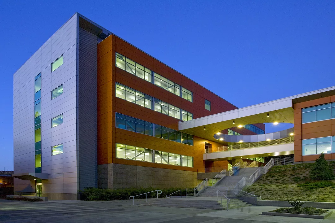 West Los Angeles College, Math & Science Building