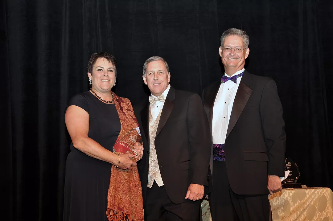 McCarthy Project Director Holly Cindell Receives AGC of California Construction Education Friend Award