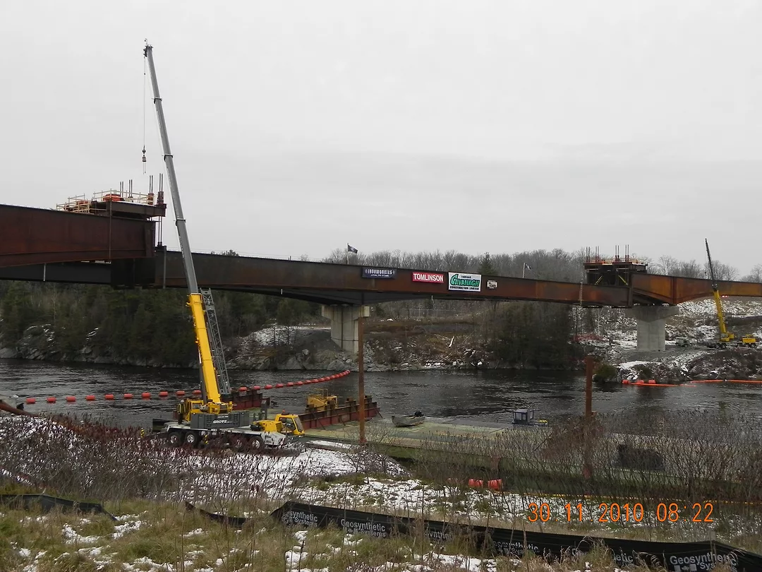 MTO HWY 417/17 WBL bridge over Madawaska river