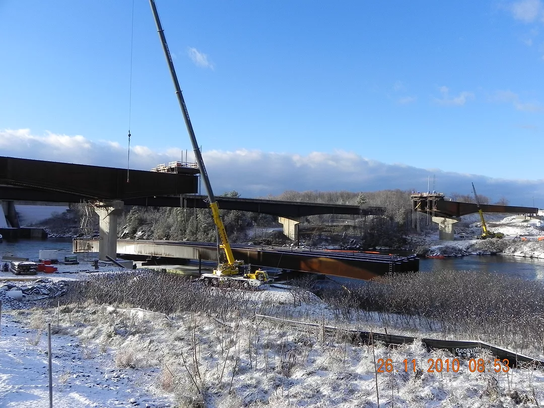 MTO HWY 417/17 WBL bridge over Madawaska river