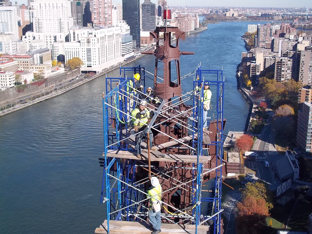 Queensboro Bridge Replacement of Aviation Lights