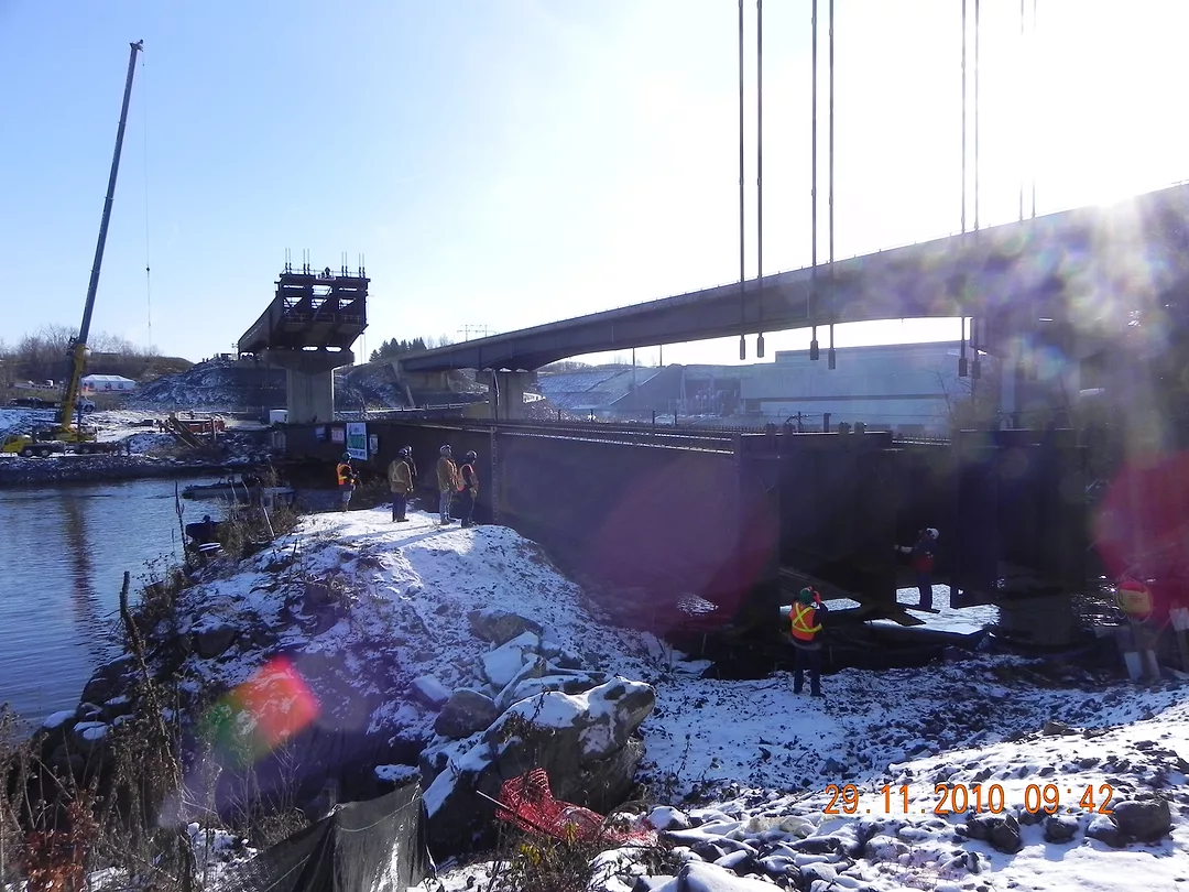 MTO HWY 417/17 WBL bridge over Madawaska river