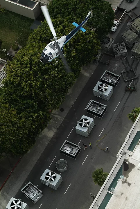 Helicopter Rig LA City Hall East