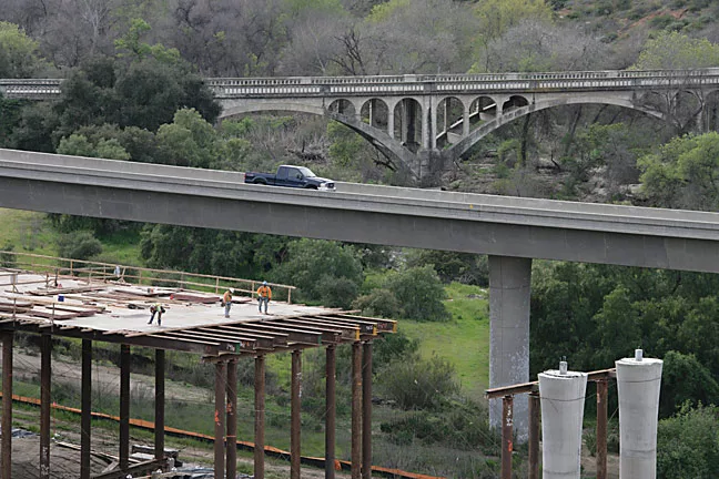 New SR-76 San Luis Rey River Bridge taking form