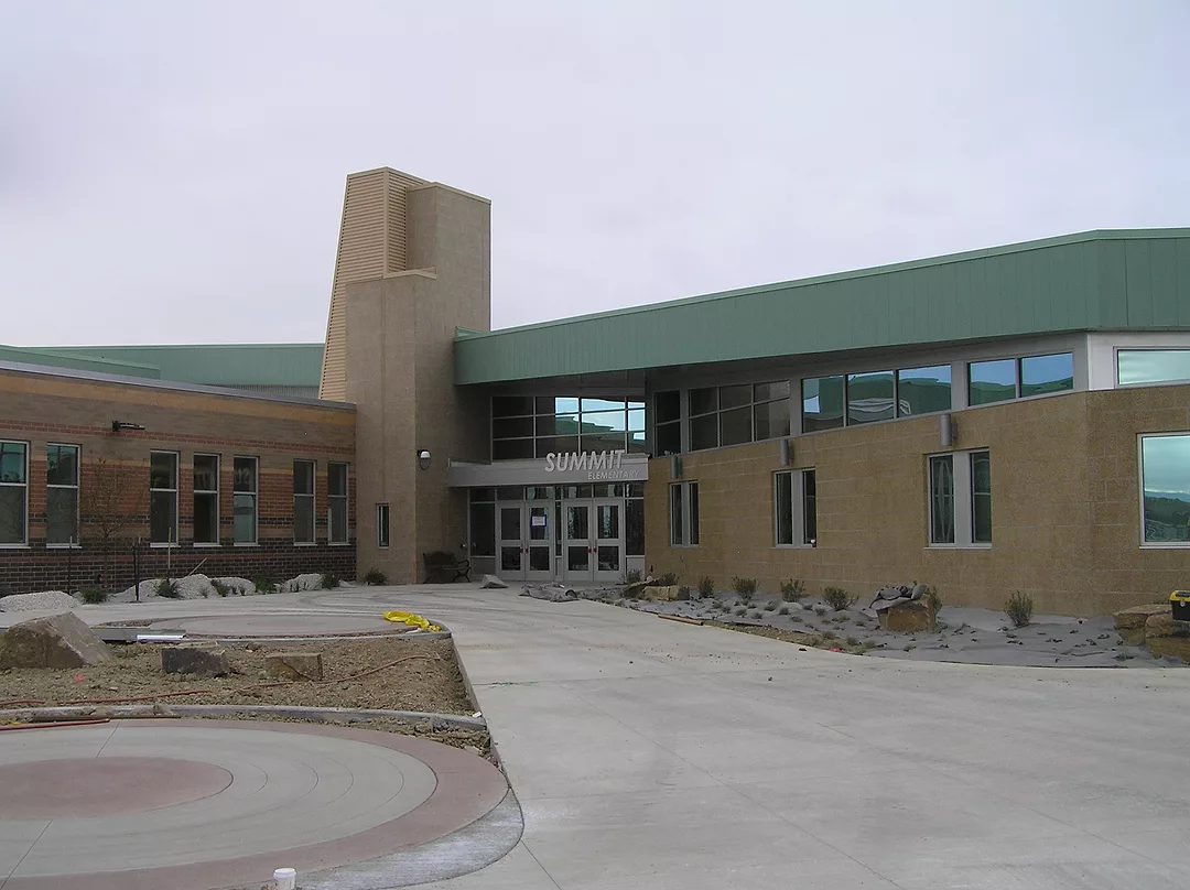 Summit Elementary School