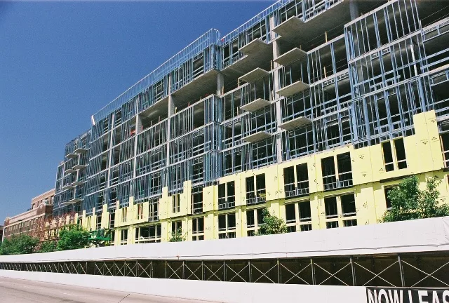 Twenty One 01 Market under construction