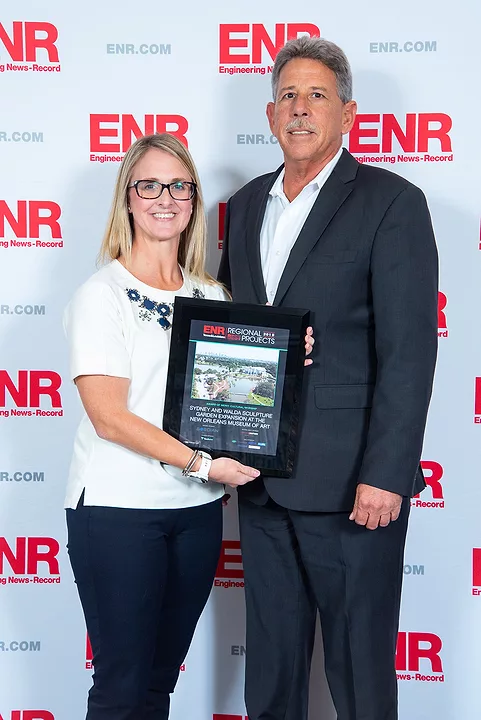 enr-n7-15121.jpg