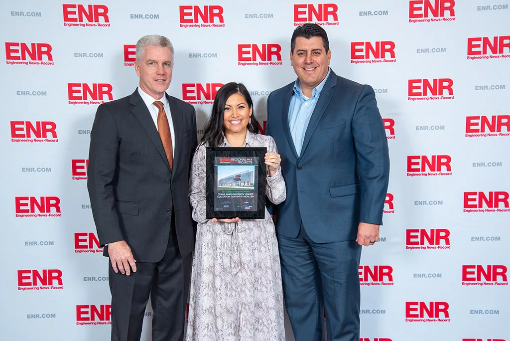 enr-n7-15391.jpg