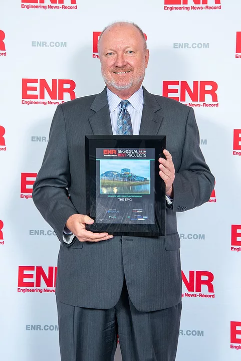 enr-n7-15841.jpg
