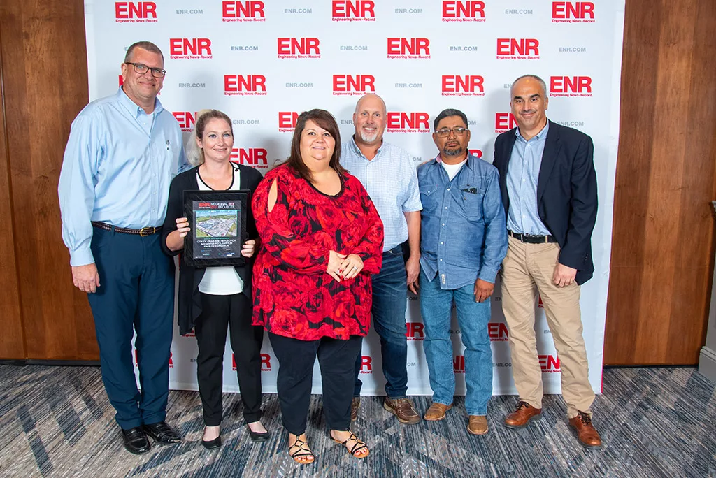 enr-n7-15931.jpg