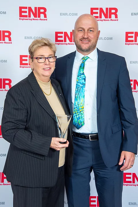 enr-n7-16151.jpg