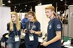 Showfloor-Party-Web-92.jpg