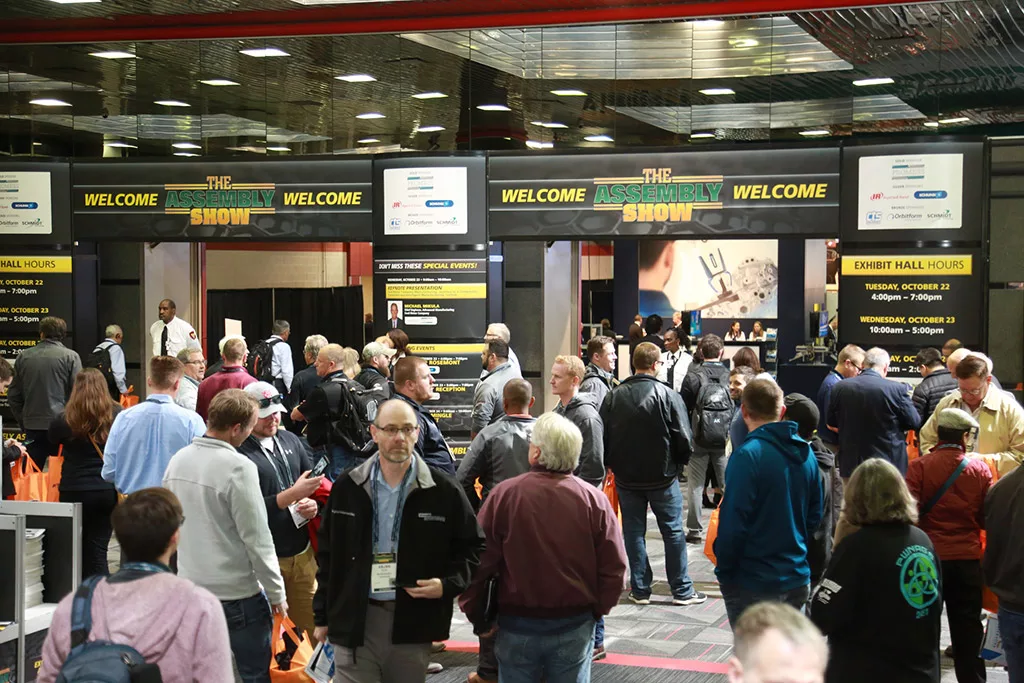 Showfloor-Party-Web.jpg