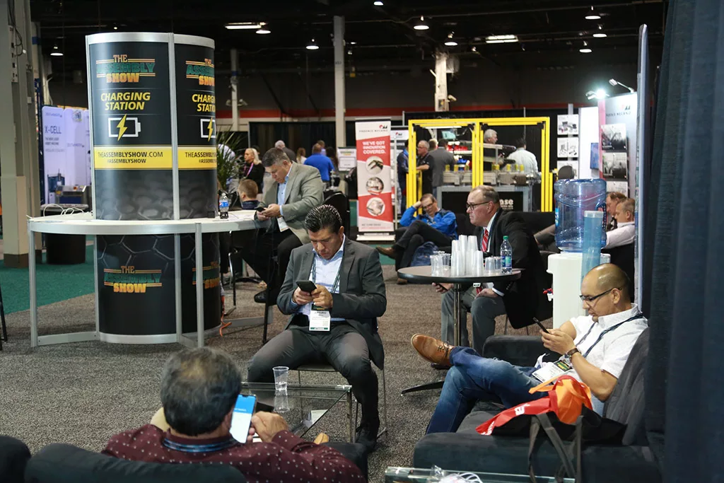 Showfloor-Web-142.jpg