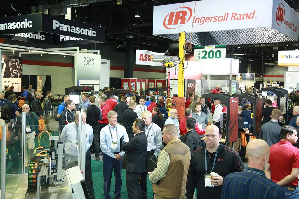 Showfloor-Web-23.jpg