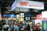 Showfloor-Web-33.jpg