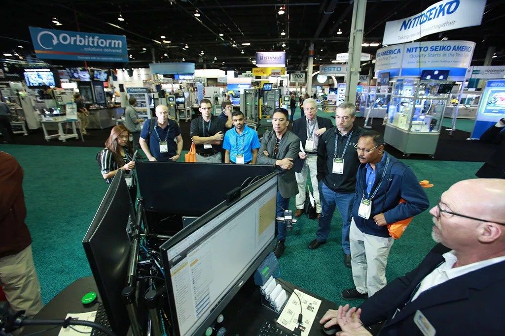Showfloor-tour-Web-17.jpg