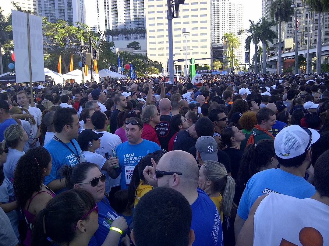 Skanska Young Professionals Participated in Corporate Run - Miami, FL