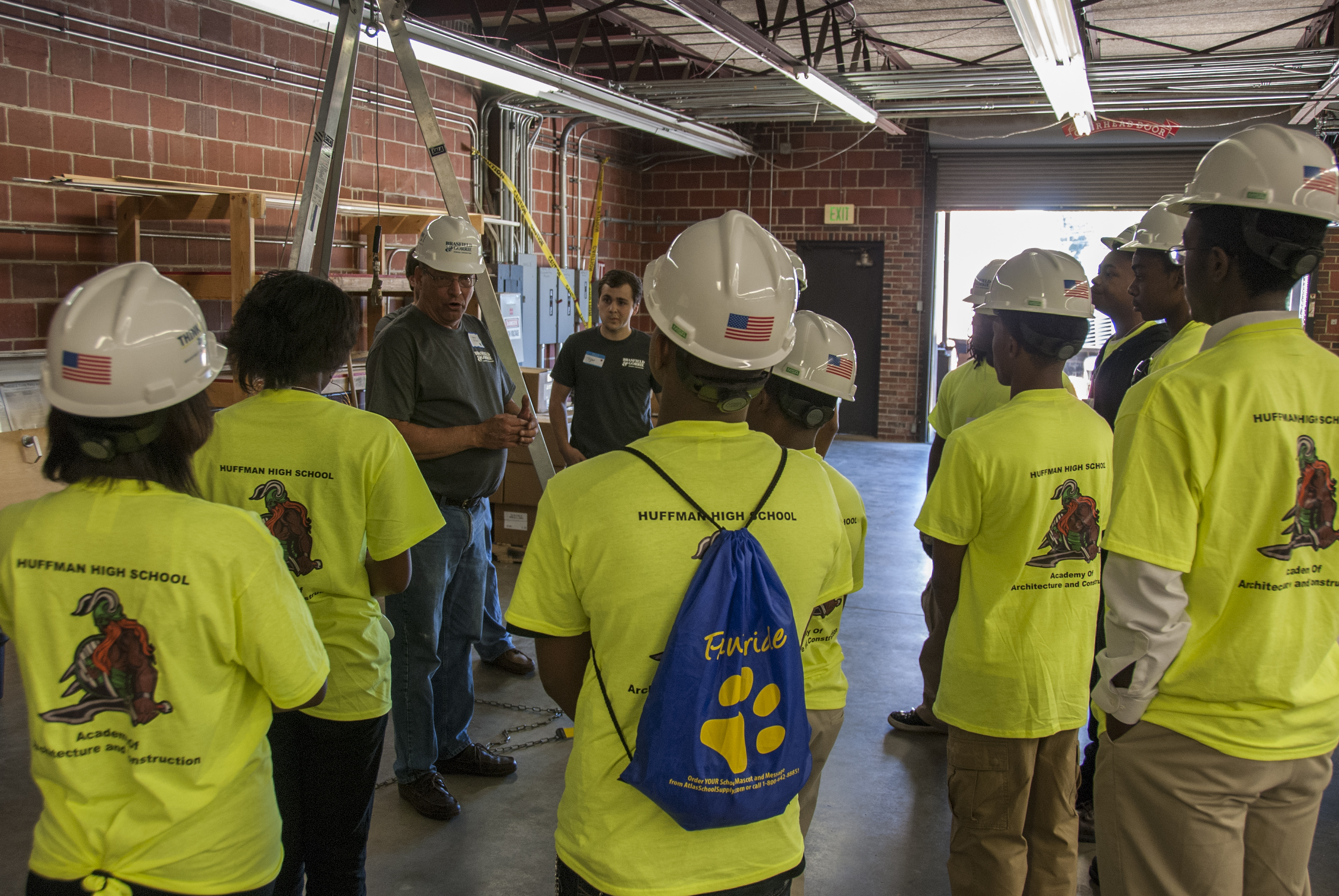 Contractor Strives to Bridge the Gap
