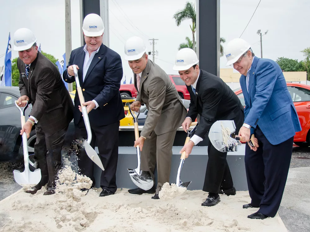 General Motors, SIKON Construction Break Ground on Lorenzo Bomnin Chevrolet in Miami