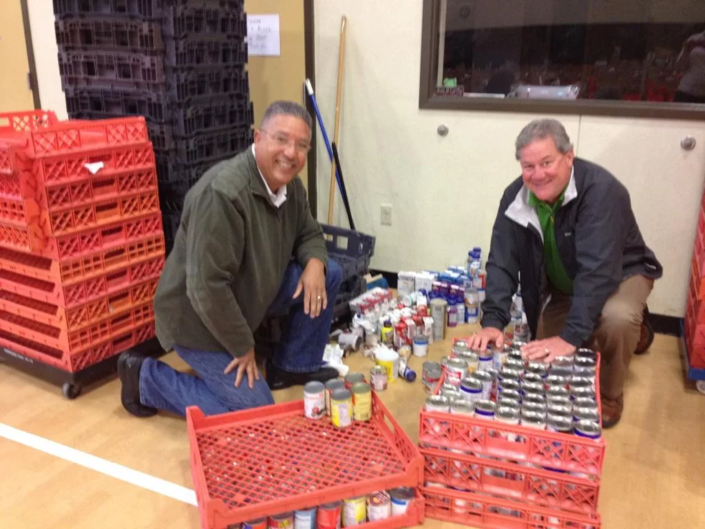 Skanska South Florida Young Professionals Participated in 2012 Harvest Drive