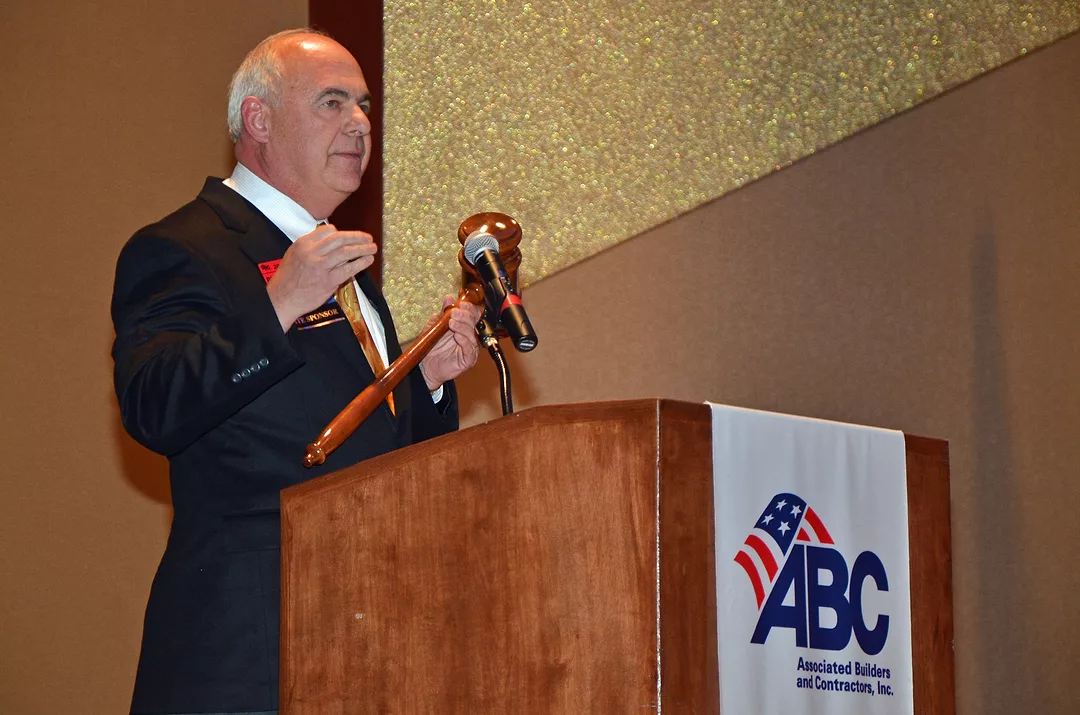 Phil Greeves, 2015 Georgia ABC Chairman, Addresses Group