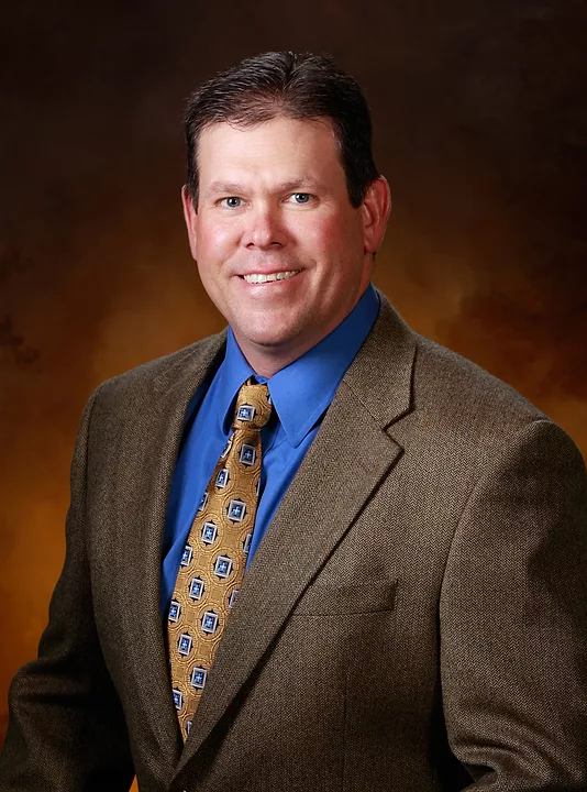 Brian Leslie Named EVP for Charles Perry Partners