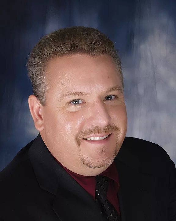 Stephen J. Carroll Promoted to Associate at SchenkelShultz Architecture, Orlando