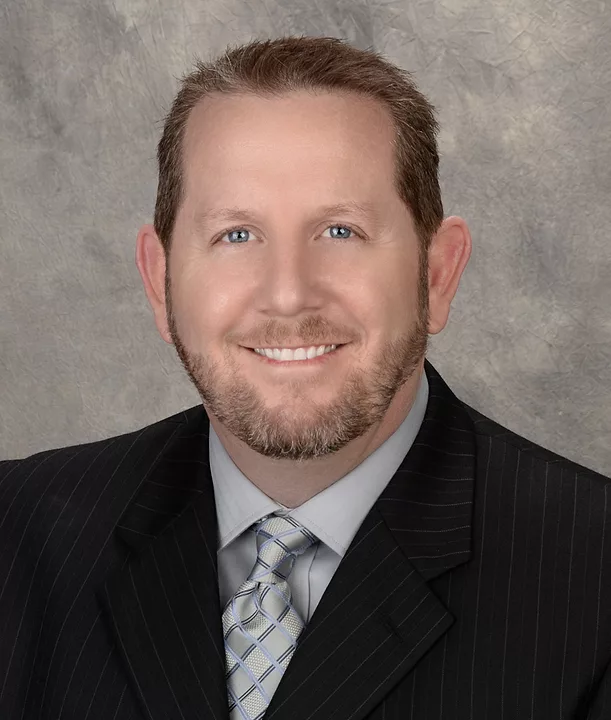 Garret Southern Promoted to Vice President for Kaufman Lynn Construction