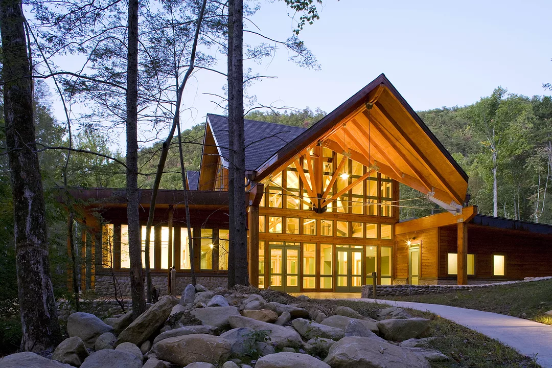 Lord, Aeck & Sargent Wins Wood Design Award for Science, Education Center