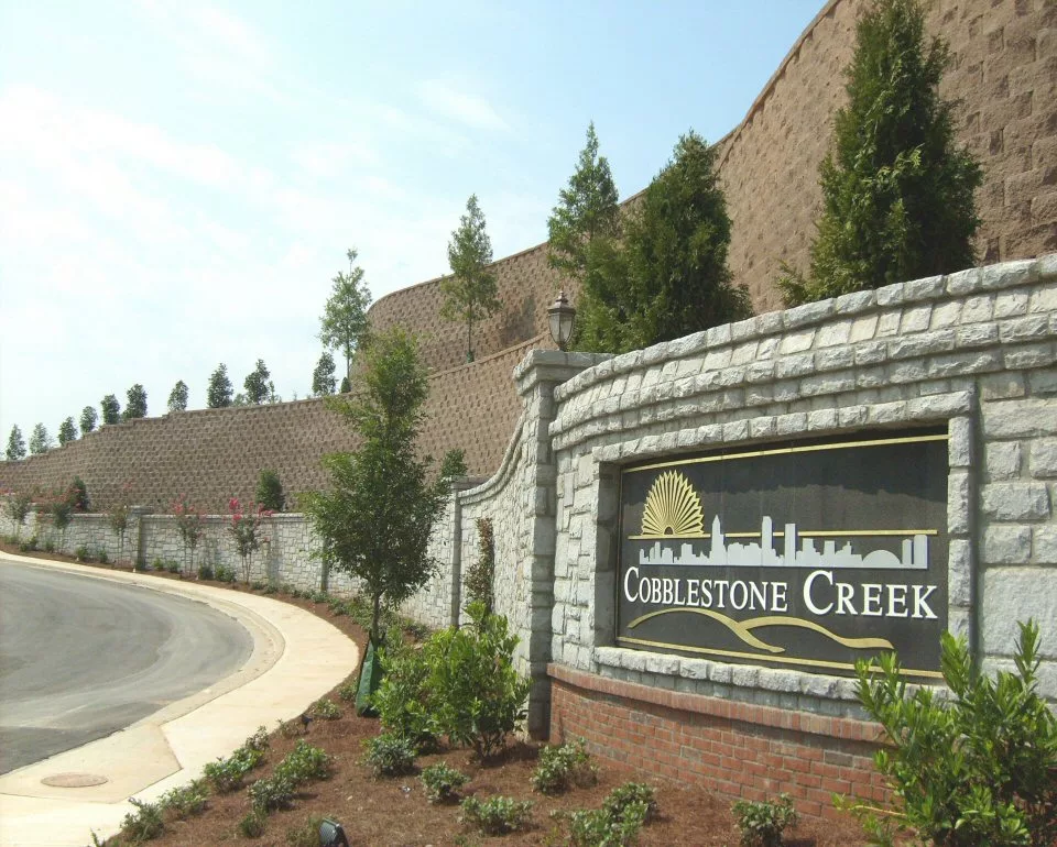 Cobblestone Creek Entry Retaining Wall