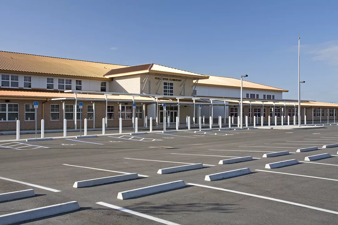 Owens-Ames-Kimball Completes Peace River Elementary Replacement School