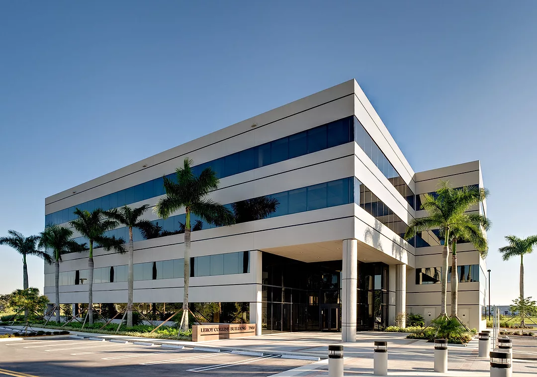 Miller Construction Completes Miami Lakes Office Building for Graham Cos.