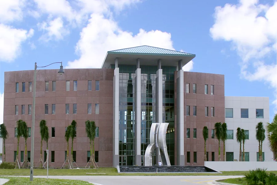 Owen-Ames-Kimball Completes FGCU College of Business