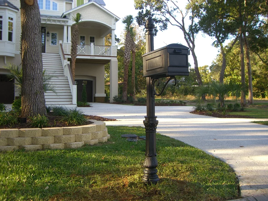 SDC Decorative Mailbox