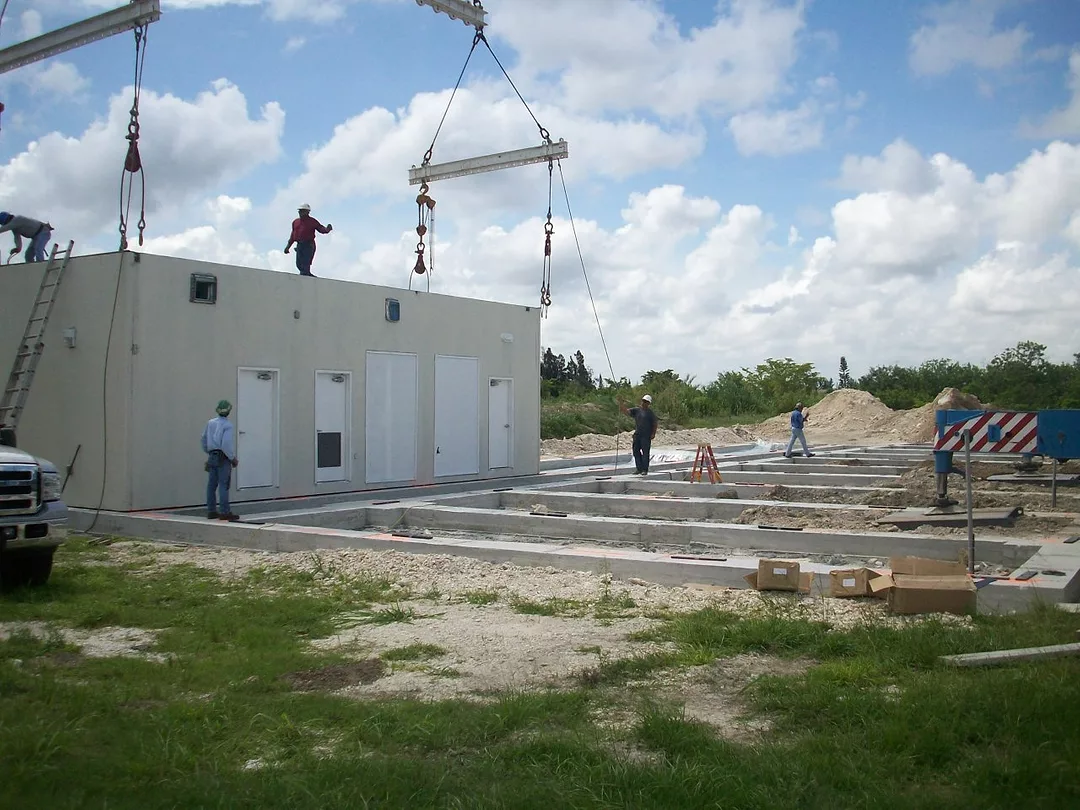 Spec Ops Uses Prefab Construction System for Miami-Dade Child Care Center