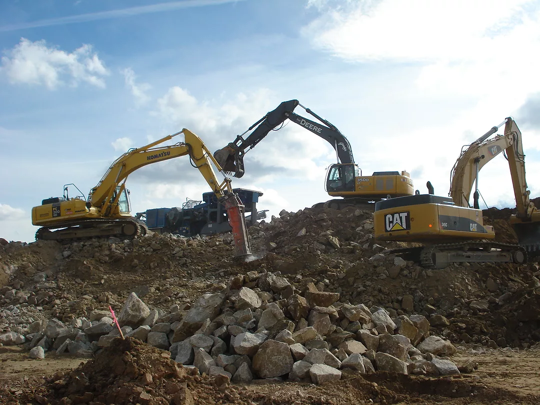 Three Excavators &amp; a 54 Ton Tracked Jaw Crusher on a Property Development