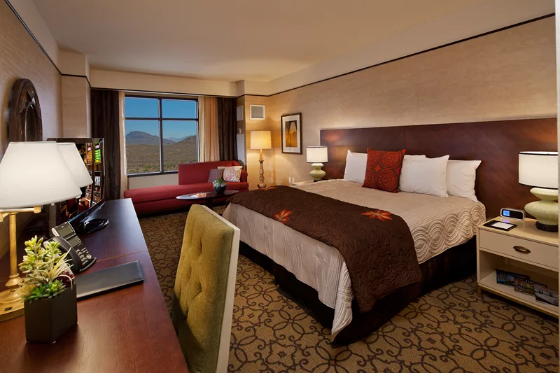 Casino Del Sol king room