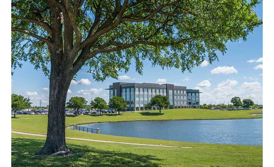 Grand Opening of Fort Worth Business Center | Mercedes-Benz Financial Services