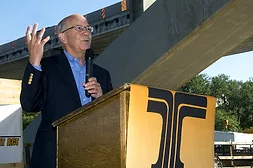 Rep._DeFazio_at_WRB_(6059435257).jpg