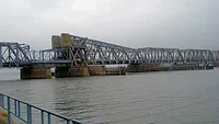 ConnnecticutRiverBridge.jpg ConnnecticutRiverBridge.jpg