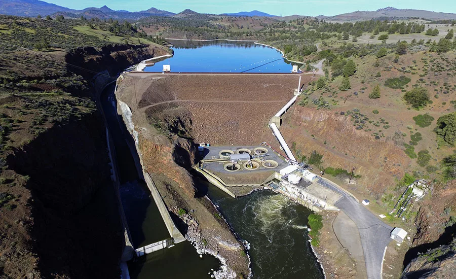 Klamath_Iron_Gate_Dam_ENRwebready.jpg