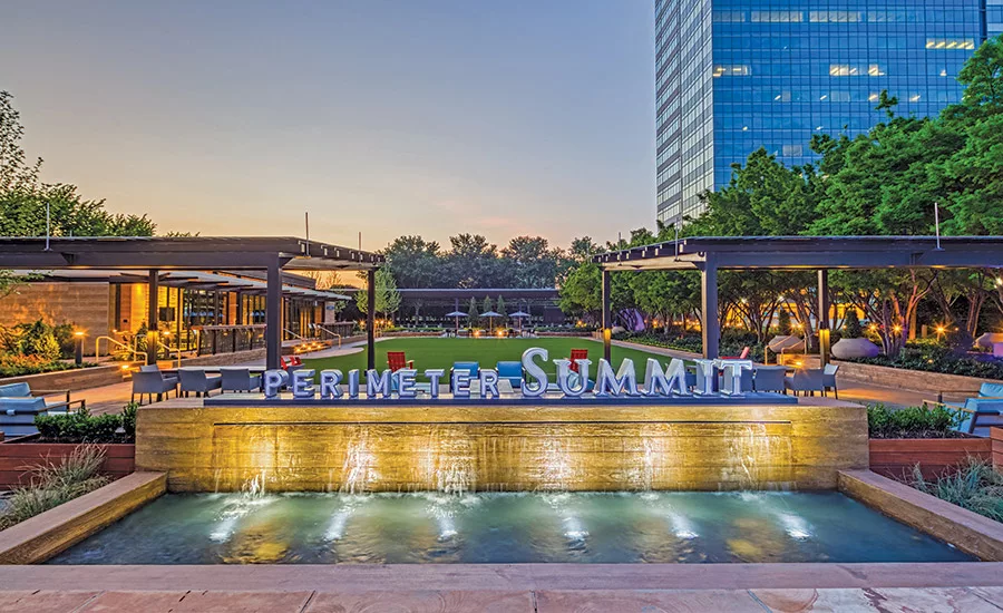 1001 Perimeter Summit