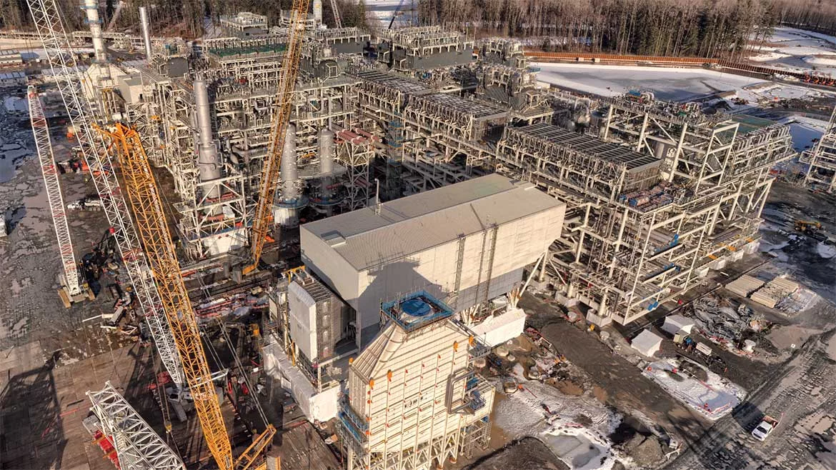 001-LNG_Canada_compressor_1170_ENRwebready.jpg